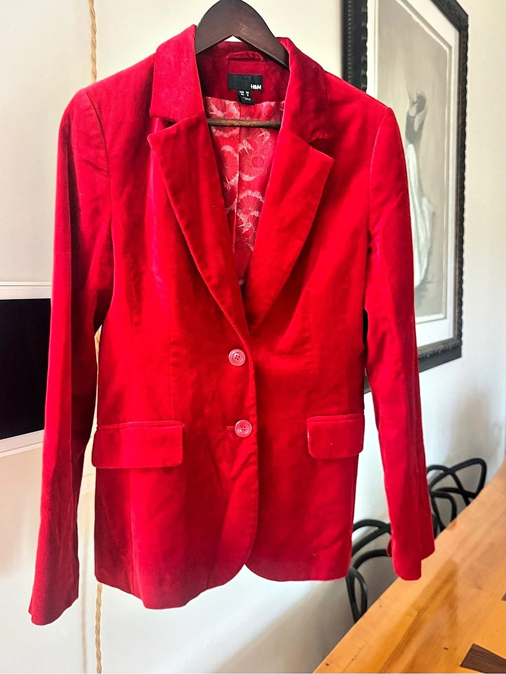 H&M Red Velvet Blazer Size 6 Like New
